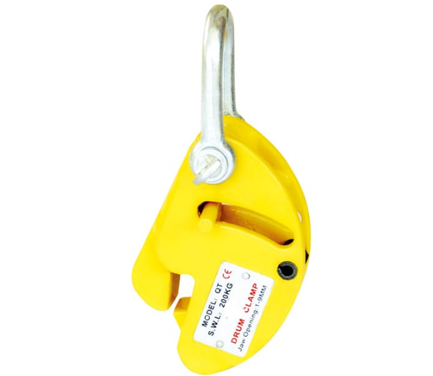 油桶吊鉗用于化工廠(chǎng)的化學(xué)品搬運(yùn)